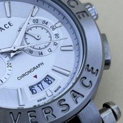 **ORIGINAL**FASHION**VINTAGE **Stainless Steel & Water Resistance 50 M.** White-Dial Quartz Chronograph Date Indic Men's Watch**