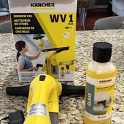 Karcher WV1 plus electric / cordless glass vacuum squeege with solution 