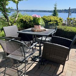 Outdoor Patio Set And Umbrella Stand 
