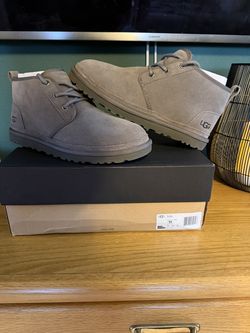 UGG Neumel grey boots