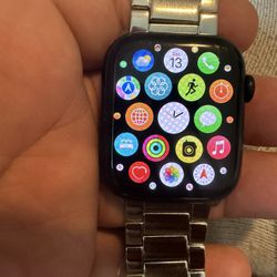 Apple Watch Series 7 