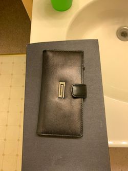 Guess leather wallet