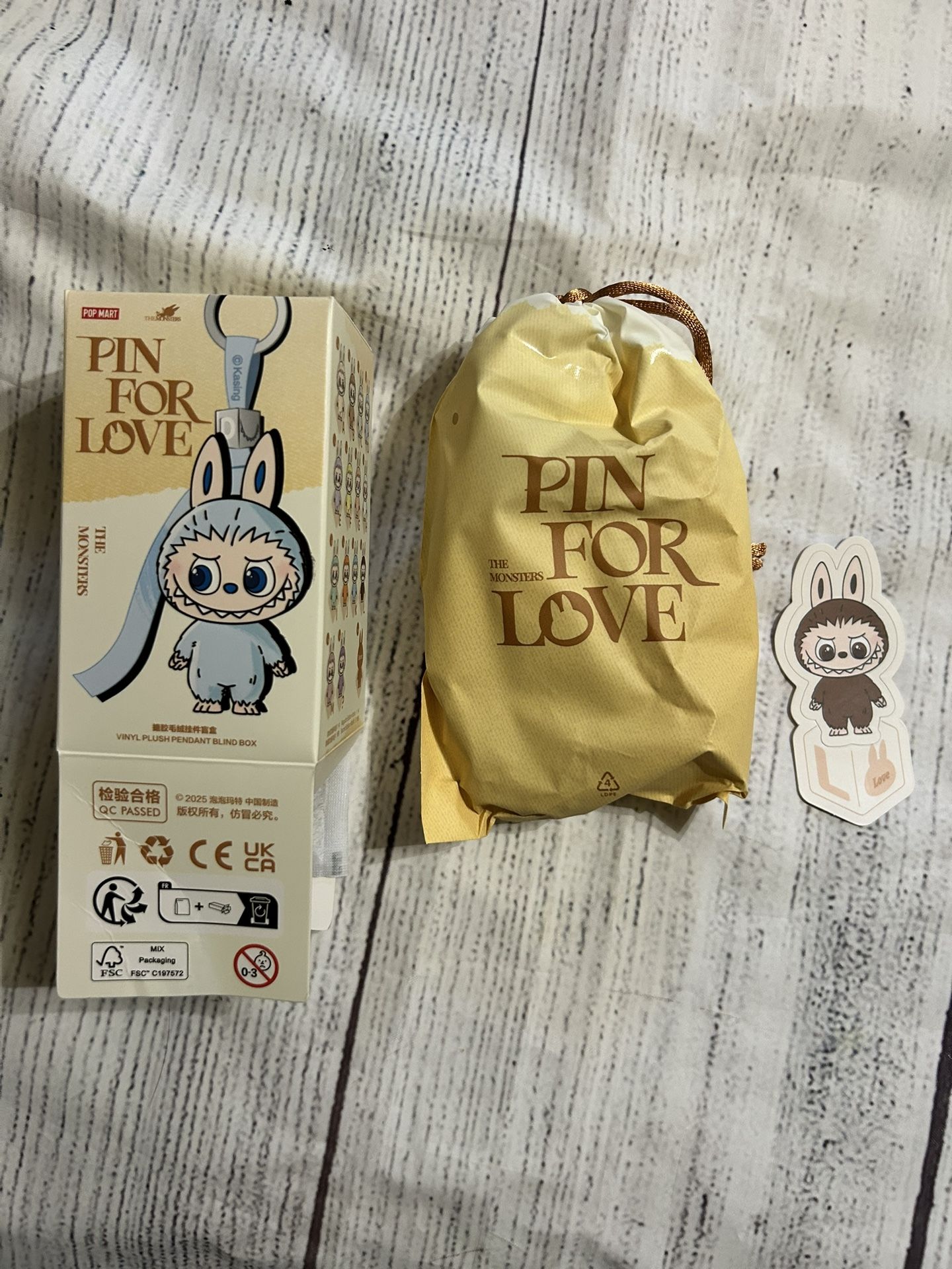 Pop Mart Pin For Love “L”