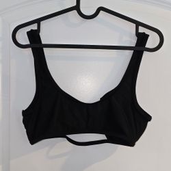 Black Swimsuit Top (MEDIUM)
