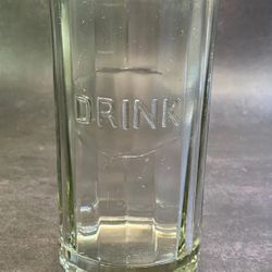 Set of (6) Awesome Vintage Drinking Glasses. Rare. Thick Glass & lip.