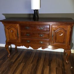 AICO ANTIQUE DRESSER