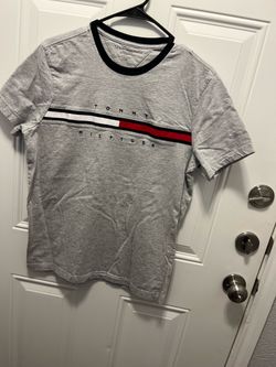 Tommy Hilfiger Gray Logo T-Shirt