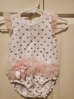 Baby Kyle & Deena 3-6 month tutu rose gold heart onsie