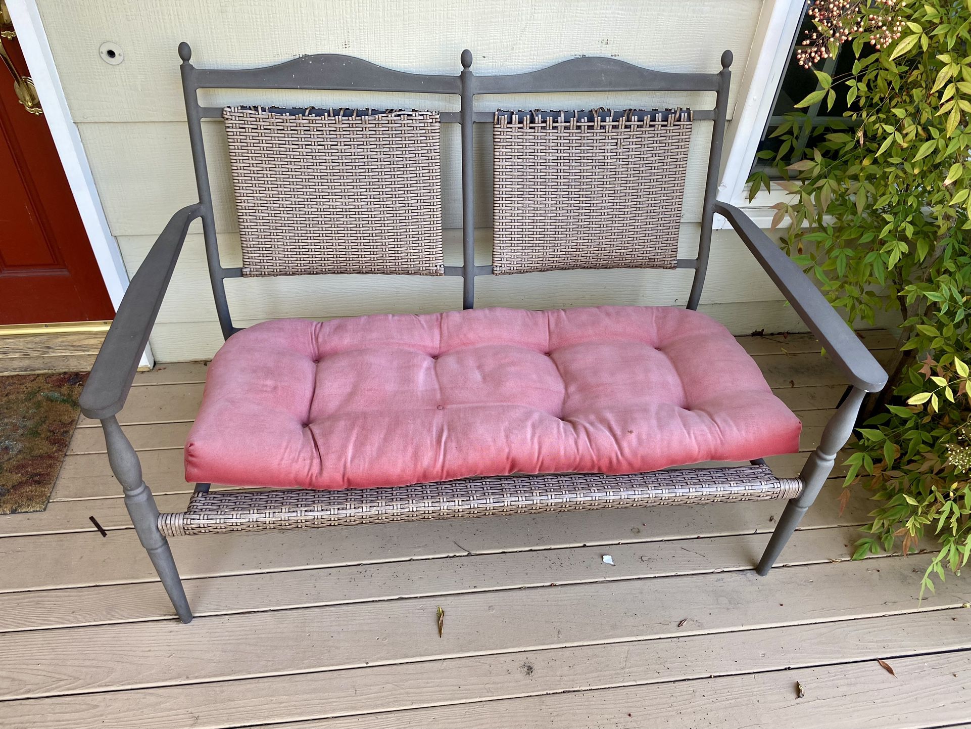 Outdoor Bench With Cushion