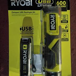 Ryobi Compact LED Flashlight Kit