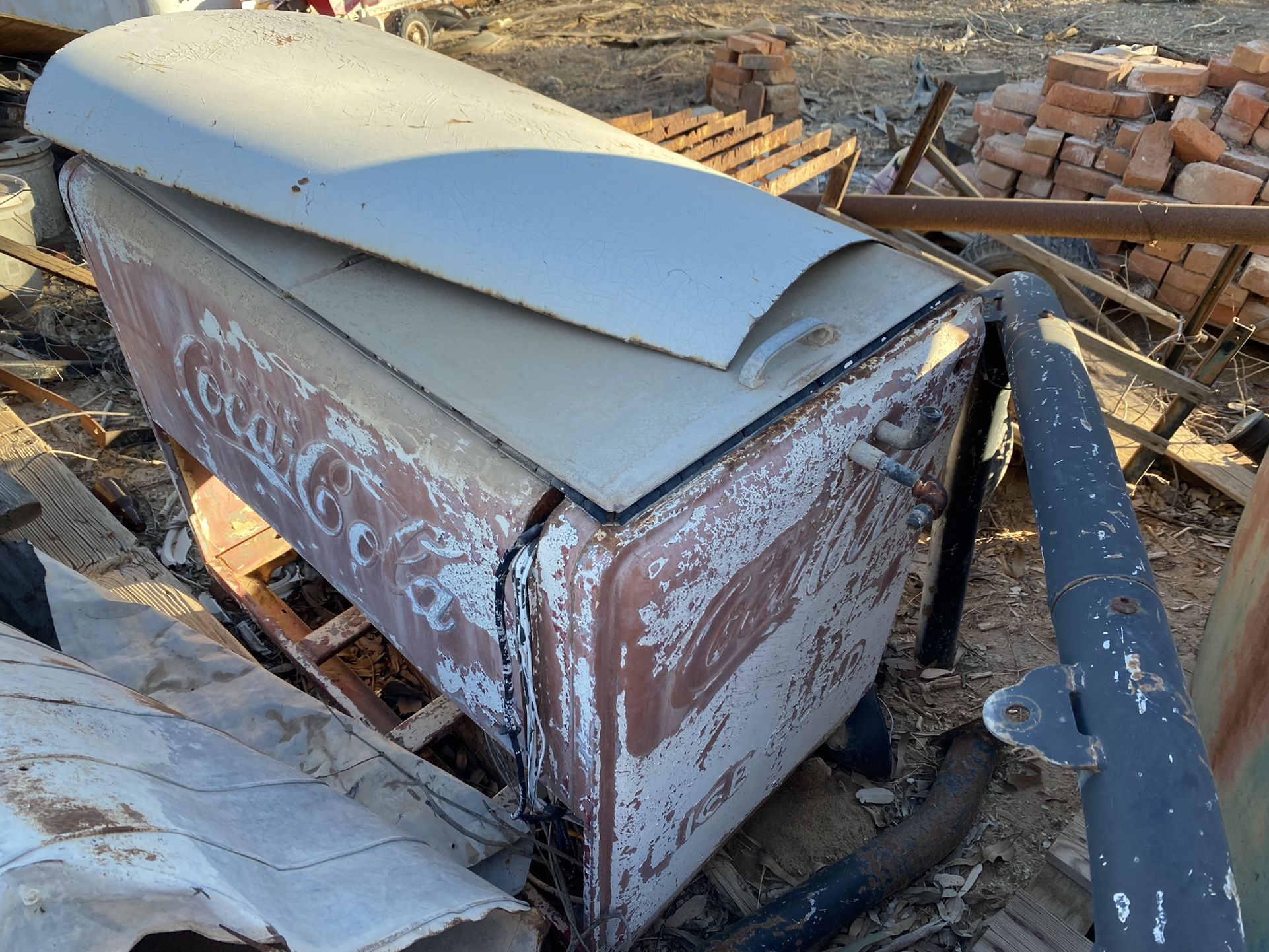 Oh cool Coke machine make offer