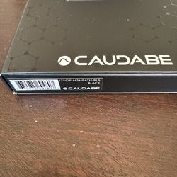Caudabe iPhone 15 pro sheath case