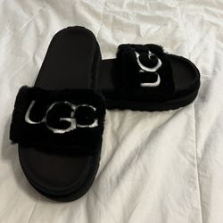 Ugg Slippers 