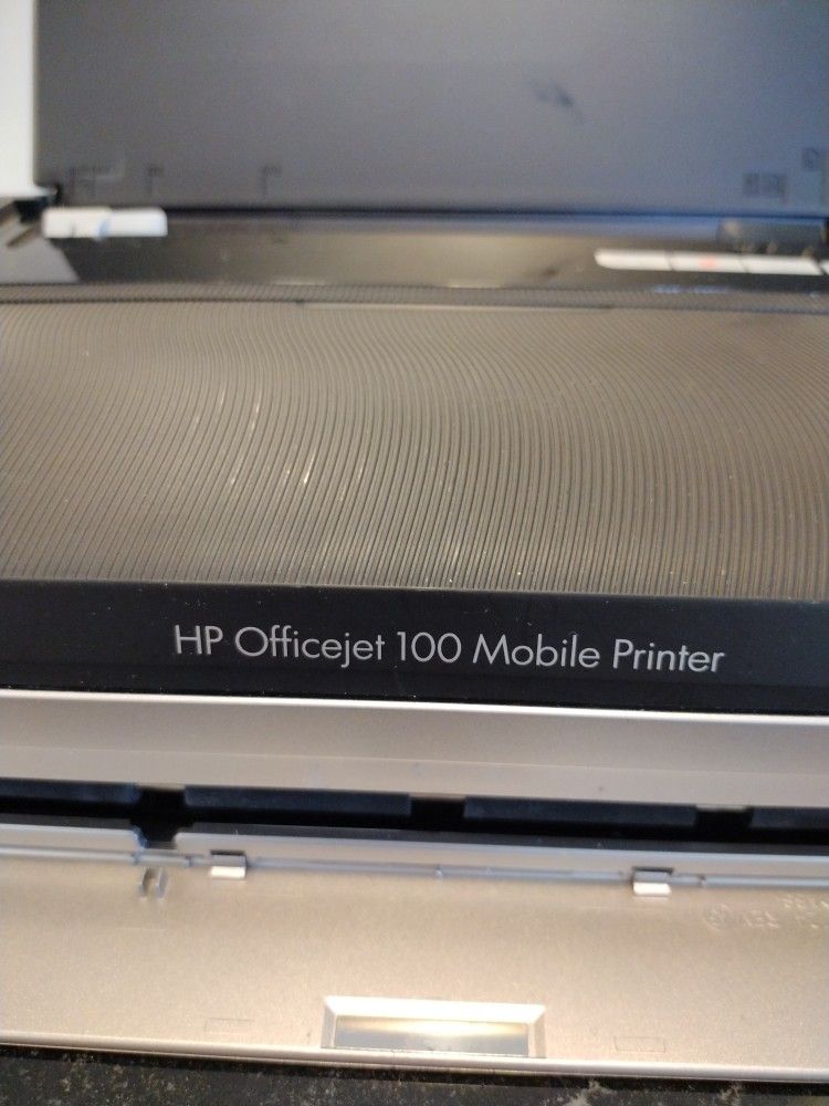 HP Office jet 100 Mobile Printer