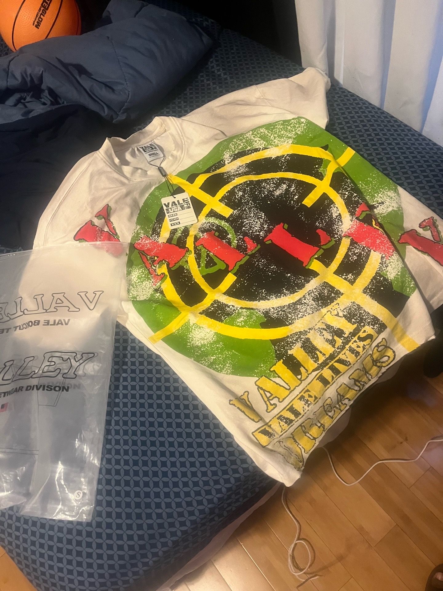 Vale shirt + RtA jeans bundle