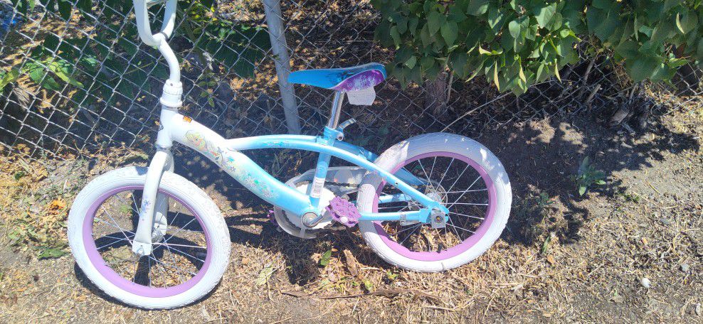 Small Childrens Girls Bicycle. 