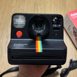 Polaroid Now+ Generation 2 Starter Set