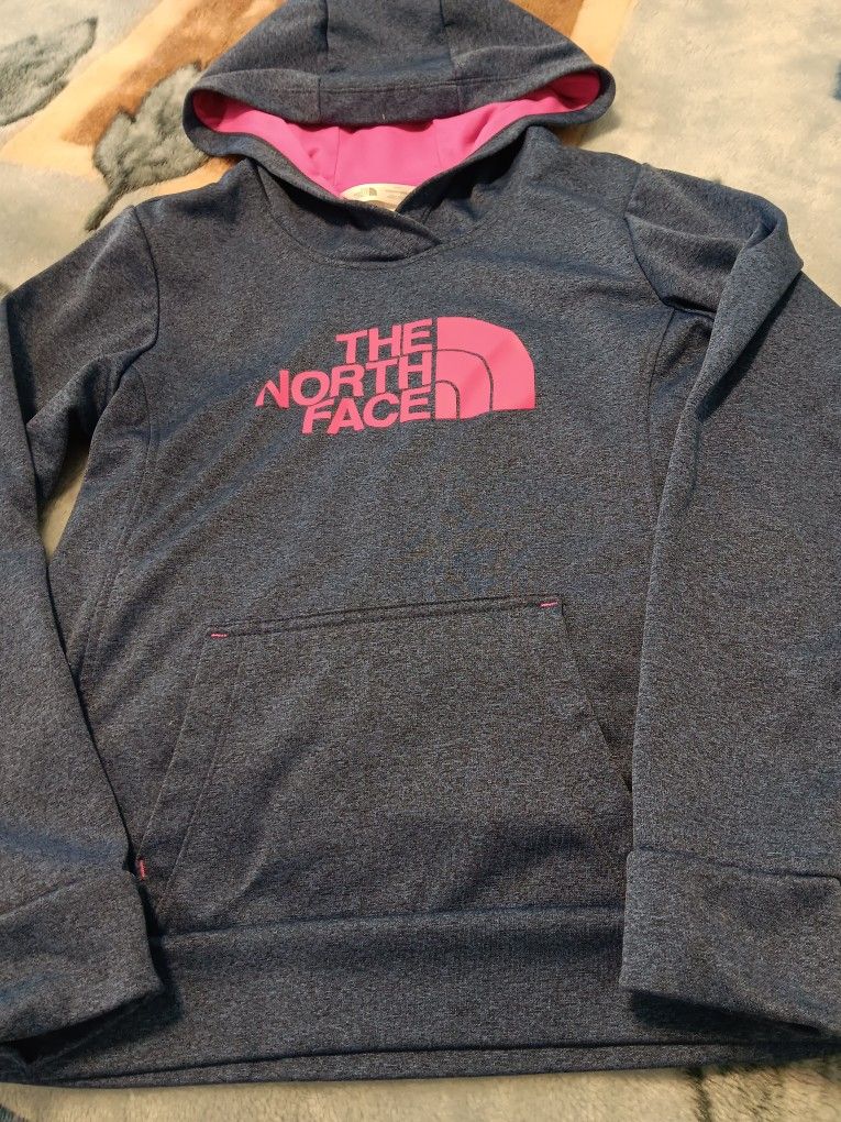 North Face Size M But Fits Like S