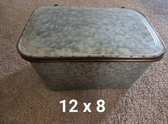Tin Box With Attached lid
