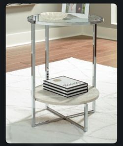 Bodalli End Tables (2)