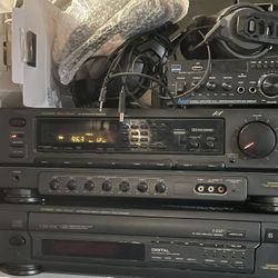 Fisher Amplifier, Works Great