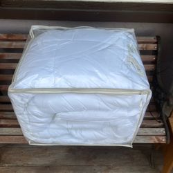 2020 Casaluna Down ALT Topper New