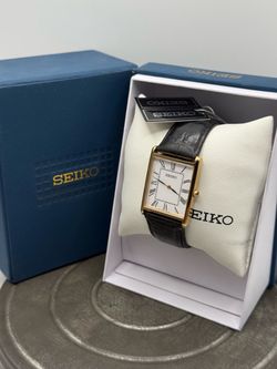 SEIKO Tank Roman numeral