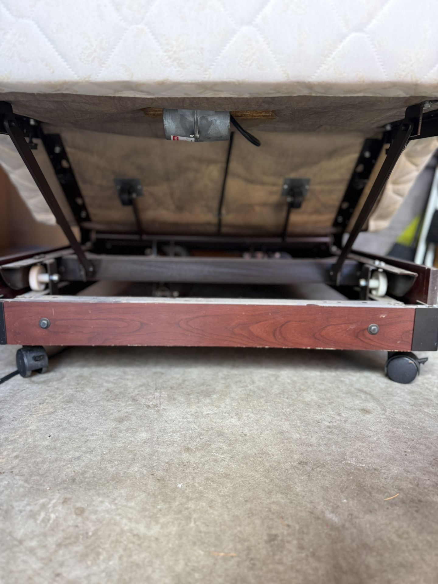 Twin Size Electric Adjustable Bed