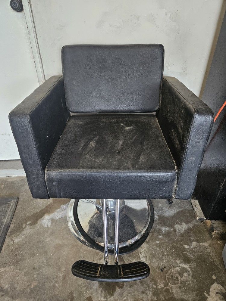 Beauty Chair