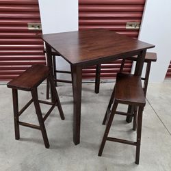 Parkland Square High Pub Table Set 4 Saddle Seat Stools
