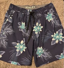 Men’s Hurley medium swim shorts