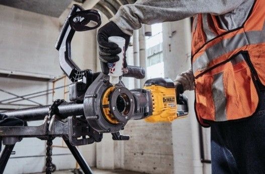 Dewalt dce700 deals