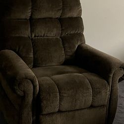Brand New Never Used Lift Chair 