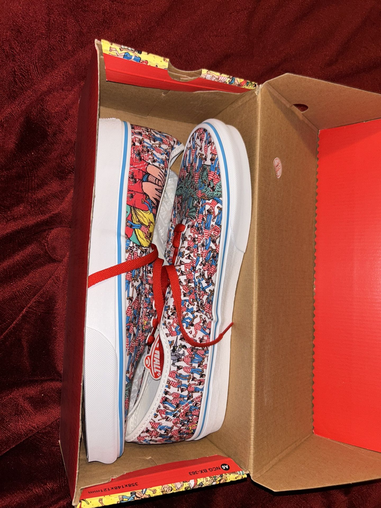 Vans ‘where’s Waldo Edition’ 
