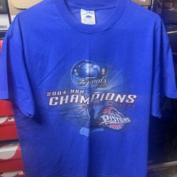 Vintage 2004 Detroit Pistons Championship Shirt Size Large Runs Slightly Small, Lightly Used 