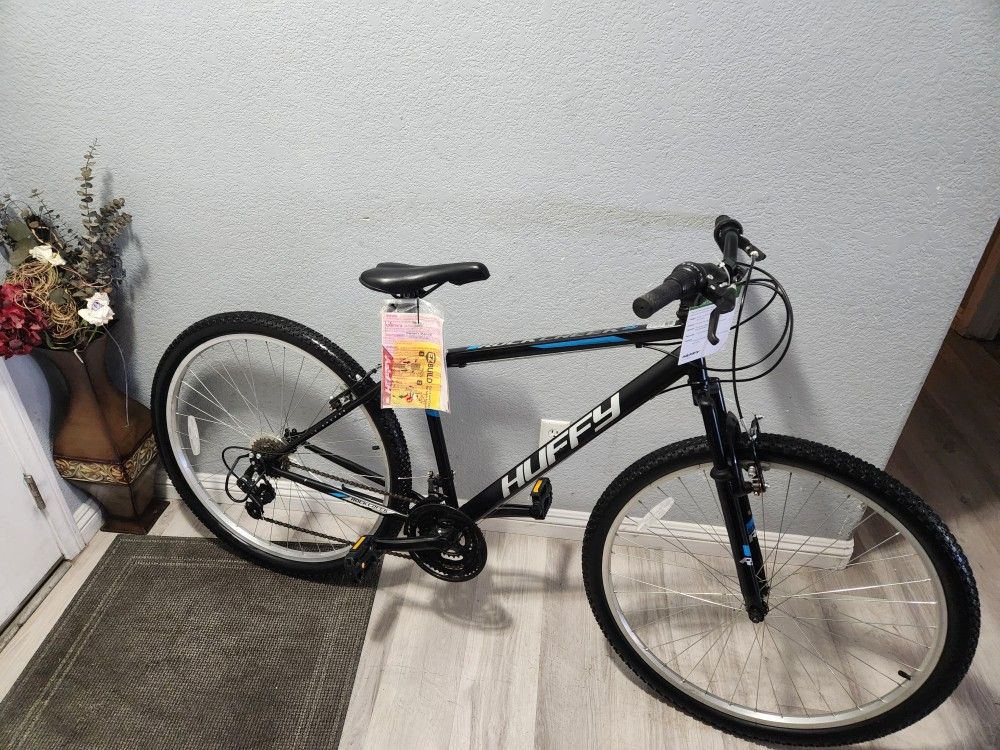 Huffy Bike Rack Greek 29 18 Speed Mont Sports Condition Like New Ready To Ride