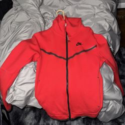 Red Nike Tech Fleece