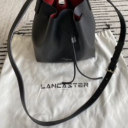 Lancaster Bucket Bag - Black