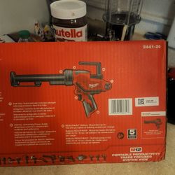 Milwakee M12 Cordless 10oz. Caulk N Adhesive Gun 