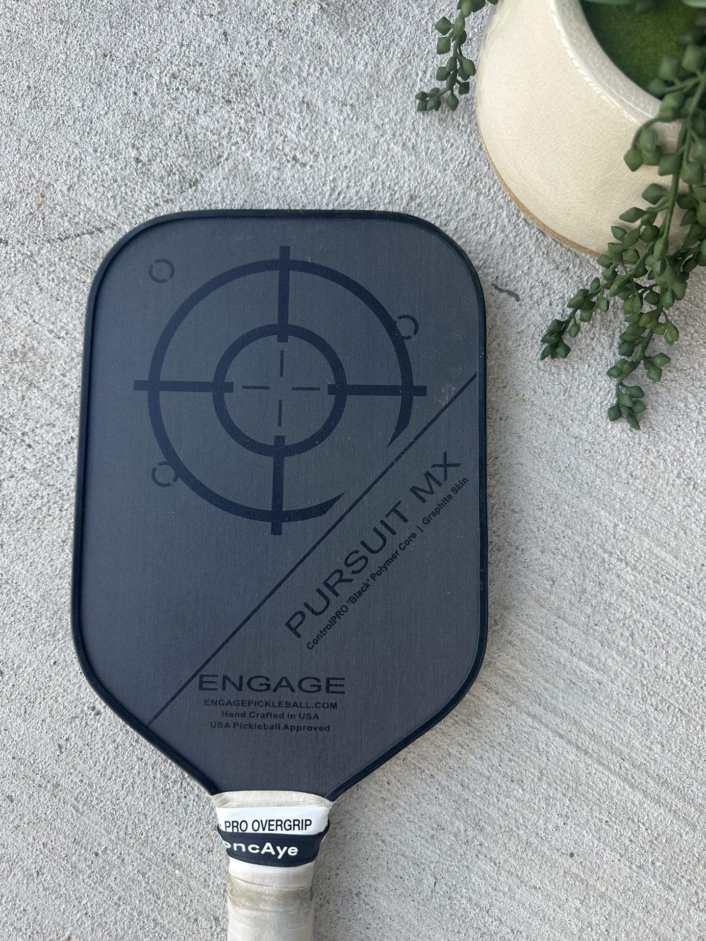 Engage Pursuit MX Control Carbon Fiber Pickleball Paddle