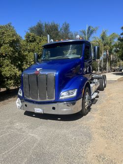 2015 Peterbilt 579