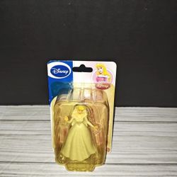 Disney Pixar Princess Cinderella Figurine New Sealed - Beverly Hills Teddy Bear