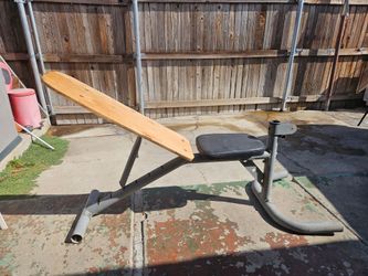 Adjustable Weightlifting Bench – $10