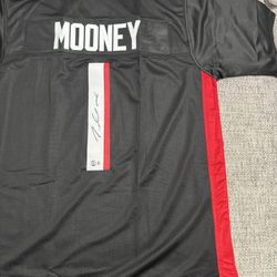 Darnell Mooney Signed Autograph Custom Jersey - Beckett Coa - Atlanta Falcons