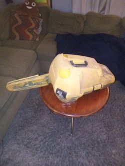 CHAINSAW BOX WITH EXTRA CHAINS AND WRENCH KEYS