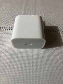 Apple USB-C Power Adapter