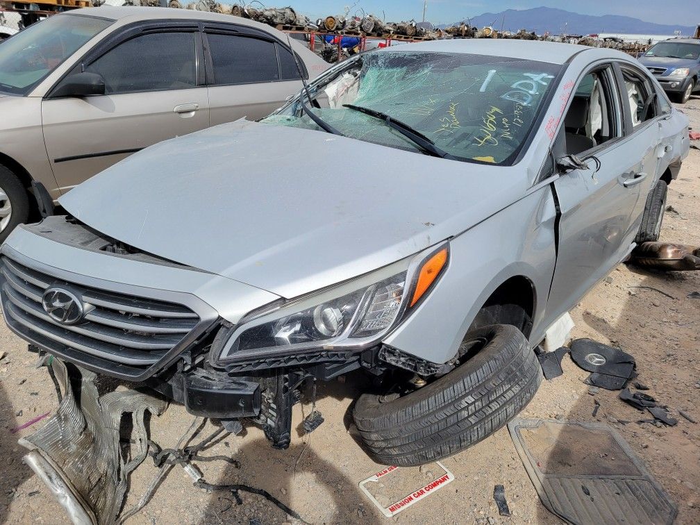 2016 Hyundai Sonata PARTS @U-Pull Auto Parts DD2902