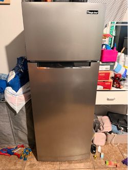 Mini Fridge with Freezer