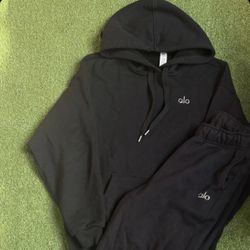 Alo Set (hoodie Could Be Separate From Pants If Wanted)