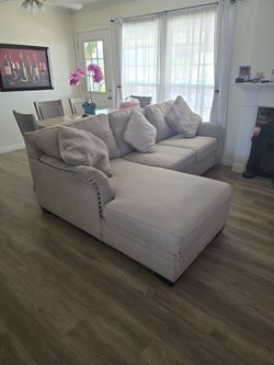 Living Room Couch with 3 pillows